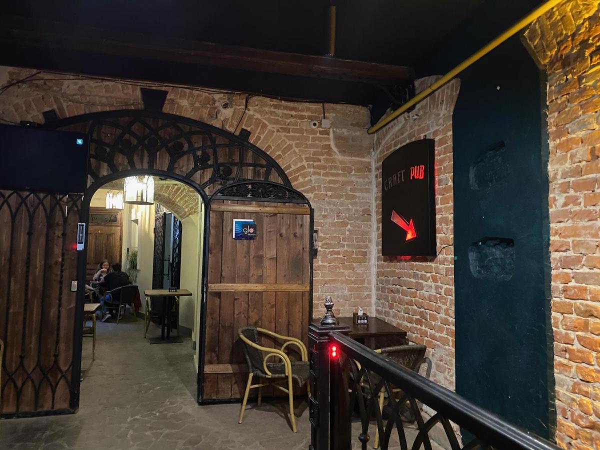 Апартаменти Королівські На Вулиці Лесі Українки 19 Lviv Buitenkant foto