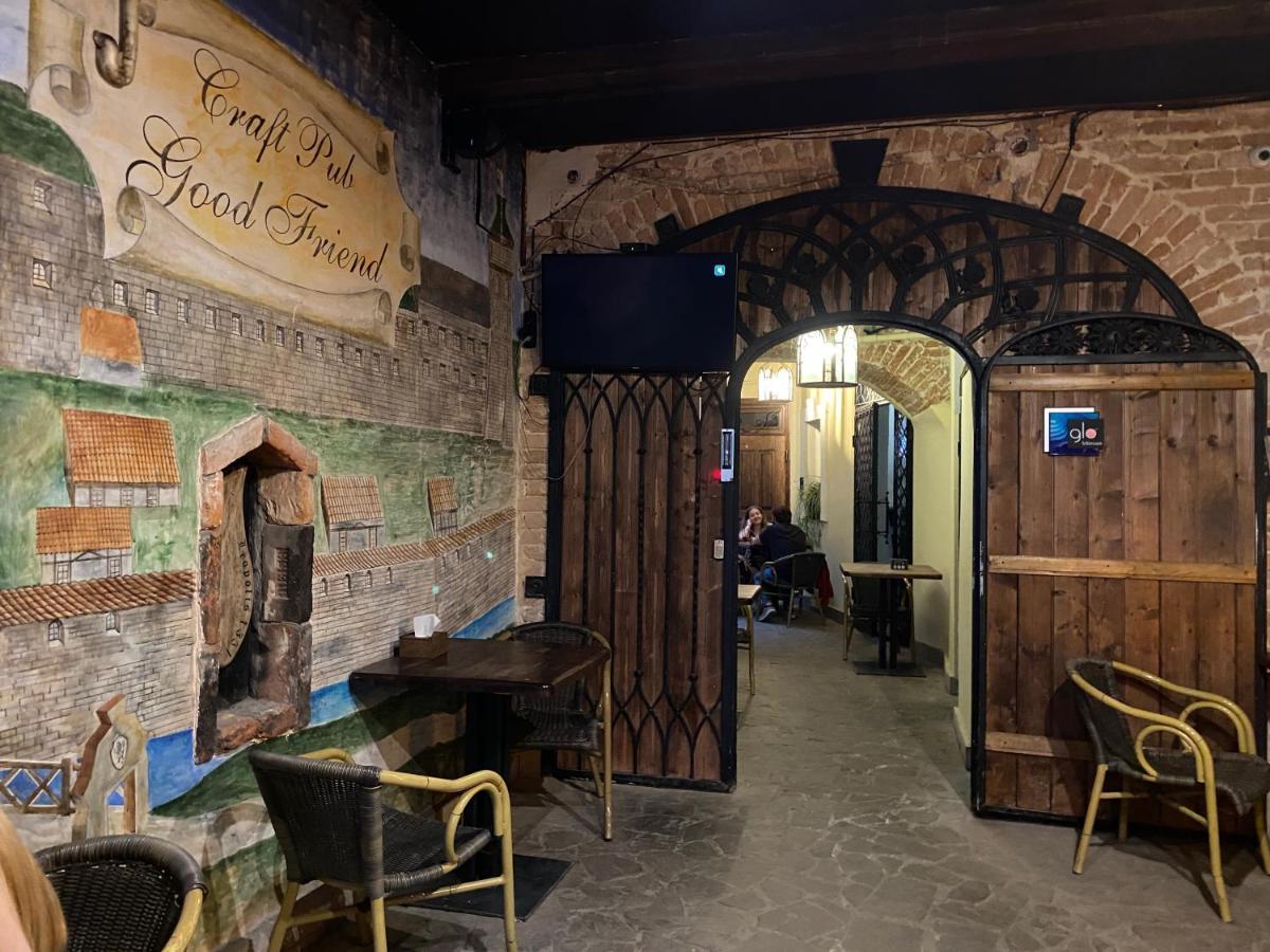 Апартаменти Королівські На Вулиці Лесі Українки 19 Lviv Buitenkant foto