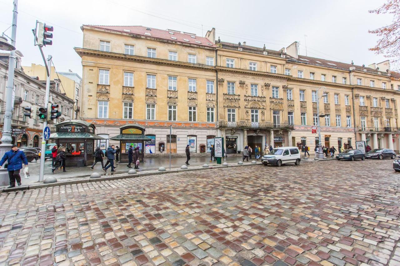 Апартаменти Королівські На Вулиці Лесі Українки 19 Lviv Buitenkant foto